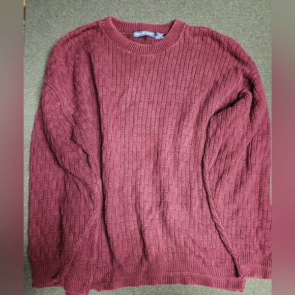 Van Heusen Textured Crewneck Sweater in Deep Red - Picture 1 of 2